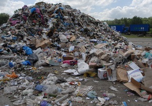 новости Донецка - мусор - свалка мусора - В пригороде Донецка жители жалуются на кучи мусора