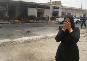 Смертники атаковали избирательные участки в Багдаде, где голосовали солдаты