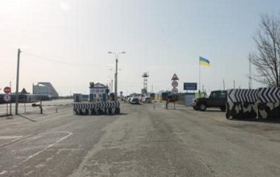 Українка намагалася виїхати з Криму за  паспортом  ДНР