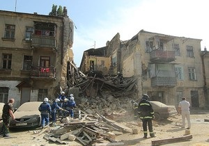 Новости Одессы - В Одессе рухнул дом. Спасатели ищут двух жильцов