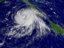 Ураган Густав может помешать республиканцам провести съезд