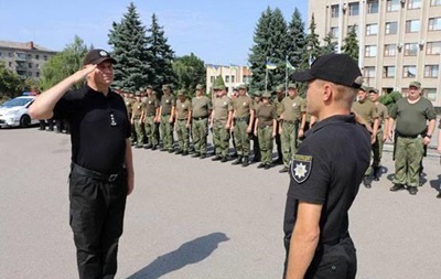 Полиция усилила патрули в городах Донбасса