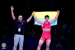 Українські борці завоювали чотири нагороди на юніорському чемпіонаті світу