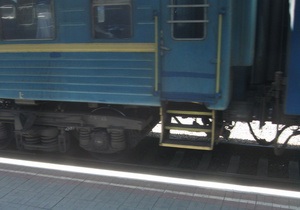 Житель Крыма лег на рельсы и выжил после наезда поезда