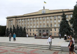 Суд обязал власти Черкасс вернуть памятник Ленину на центральную площадь