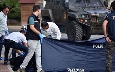 У Туреччині вбили смертника, який намагався підірвати поліцейських