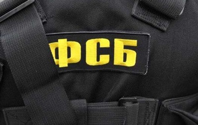В Крыму обыскали дом крымского татарина и задержали его