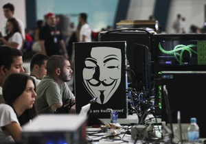 Анонимусы взломали еще один сайт Минюста