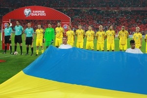 Шевченко оголосив заявку на вирішальні матчі збірної