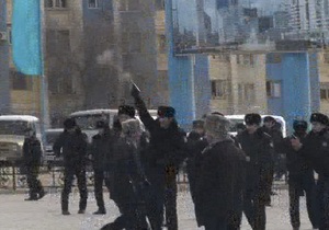 Полицейских, разгонявших беспорядки в Жанаозене, посадили под домашний арест