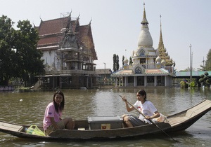 Эксперты: страховщики потеряли на наводнении в Таиланде $8-11 млрд