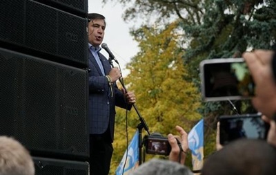 Саакашвили прибыл на митинг под Раду