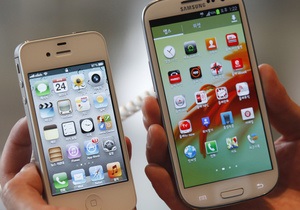Стало известно, сколько iPhone сумела продать Apple в 2012 году