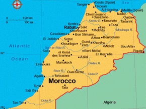 В Марокко перевернулся автобус с туристами: 16 человек пострадали