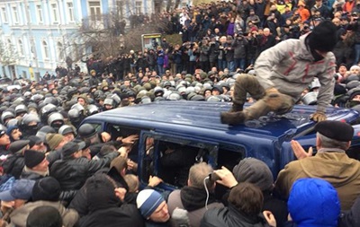 Саакашвили освободили из авто силовиков