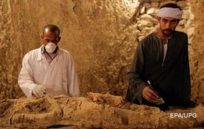 У Єгипті виявили дві гробниці віком 3500 років