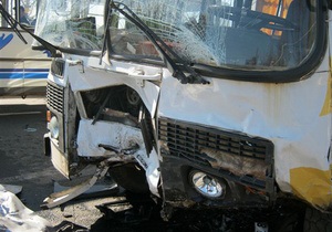 В Одесской области автомобиль врезался в автобус: есть жертвы