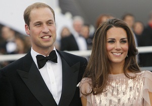 Принц Уильям с супругой впервые вышли в свет после свадьбы