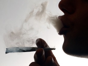 Ученые США: Побочные эффекты от курения марихуаны в раннем возрасте усиливаются с годами