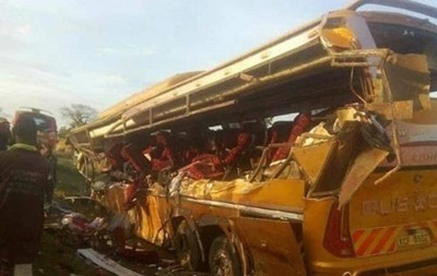 У Кенії в ДТП з автобусом загинули 30 осіб