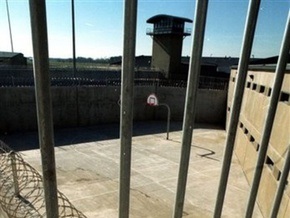 Белый дом планирует перевезти узников Гуантанамо в тюрьму в Иллинойсе