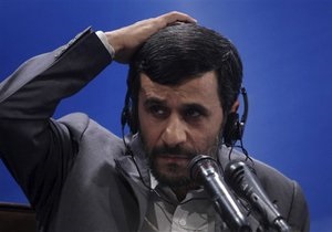 За старый Peugeot Ахмадинежада предложили $2 млн