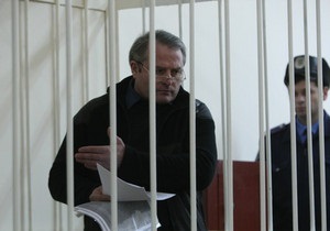 Дело Лозинского: Мать убитого Олийныка хочет получить 10 млн гривен за моральный ущерб