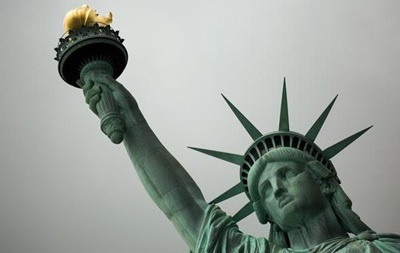 У Нью-Йорку закрили для відвідувачів статую Свободи