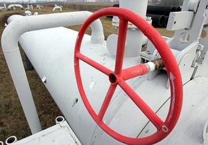 Украина-Россия - Российские газопроводы в обход Украины нерентабельны и никогда не окупятся - Азаров