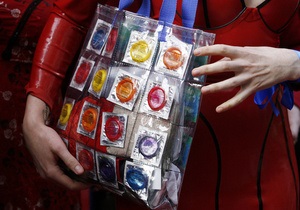 Требование использовать презервативы вынуждает порностудии покидать Лос-Анджелес