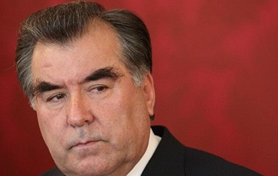 У Таджикистані заради президента і його сина змінять закон