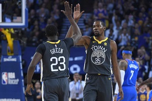 НБА: Голден Стэйт выиграл у Нью-Йорка, Оклахома-Сити обыграла Орла