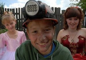 СМИ: В Украине запретили эстонский фильм о детском труде в донецких шахтах