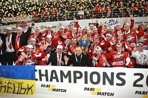 Донбасс стал шестикратным чемпионом Украины по хоккею