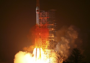 Китаю удалось вывести на орбиту два спутника одной ракетой