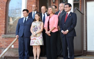 G7 підтримали Київ щодо миротворців на Донбасі