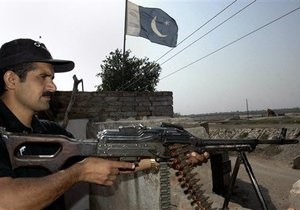 Армия Пакистана взяла под контроль регион, которым семь лет руководили талибы
