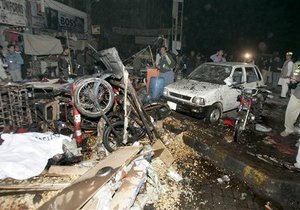 Теракт в Пакистане: погибли 49 человек, 150 получили ранения