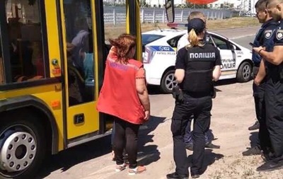 В Киеве полиция гонялась за коммунальным автобусом