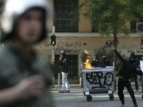Греческие анархисты устроили взрыв в Афинах