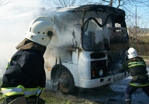 В Житомирской области сгорел школьный автобус, перевозивший детей