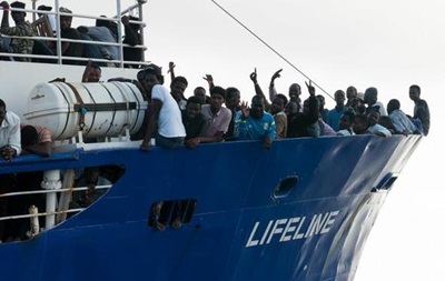 Мальта согласилась принять судно Lifeline с беженцами