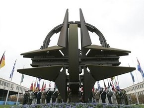 СМИ: НАТО высылает из Брюсселя двух российских дипломатов