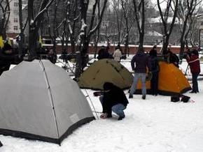 Во Львове начался бессрочный пикет Генконсульства России