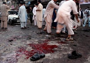 В Пакистане боевики расстреляли автобус с паломниками, погибли 18 человек