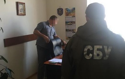 СБУ в Черновцах задержала начальника отдела правительственной спецсвязи