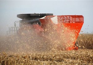 Путин сообщил, что Россия снимает запрет на экспорт зерновых