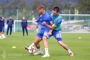 Динамо віддасть трьох футболістів у Зорю - ЗМІ