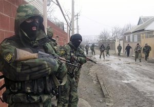 В Чечне в ходе спецоперации против боевиков погибли трое милиционеров