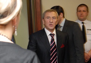 Комиссия Киевсовета поддержала проект решения об отставке Черновецкого